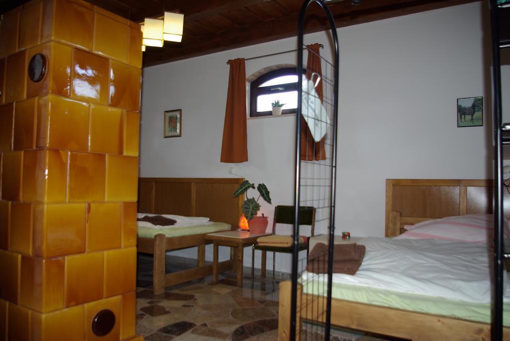 Dabasi Lovas Vendégház Quarto foto