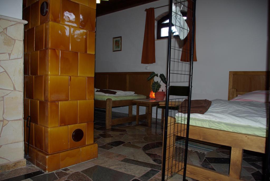 Dabasi Lovas Vendégház Quarto foto